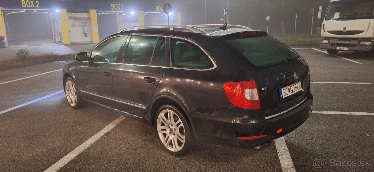 ŠKODA SUPERB COMBI II 2.0 TDI 103KW/140k 2010 premium audio - 5