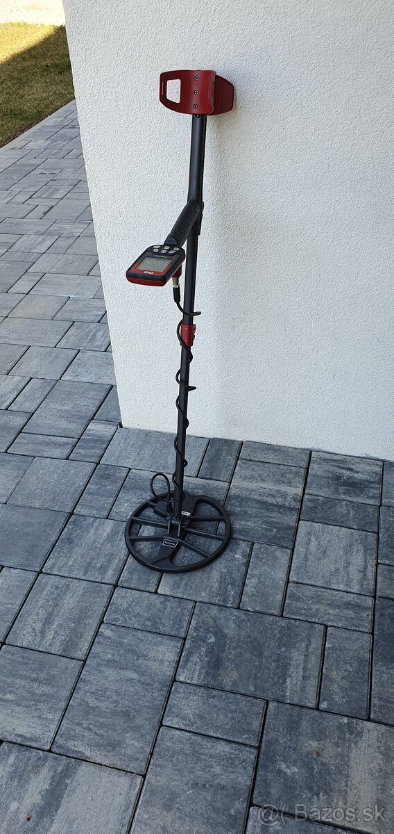 Predam detektor kovov FindX NOKTA - 5