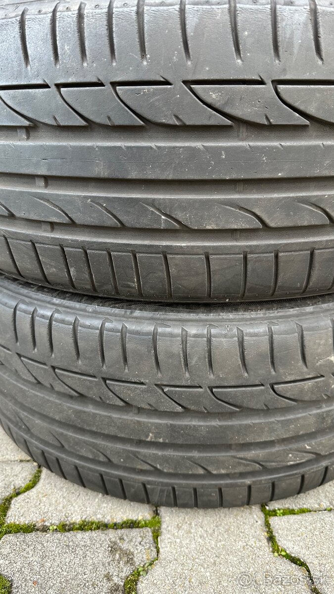 Predam dve letne pneumatiky 235/40R19 Brigestone dobry stav - 5