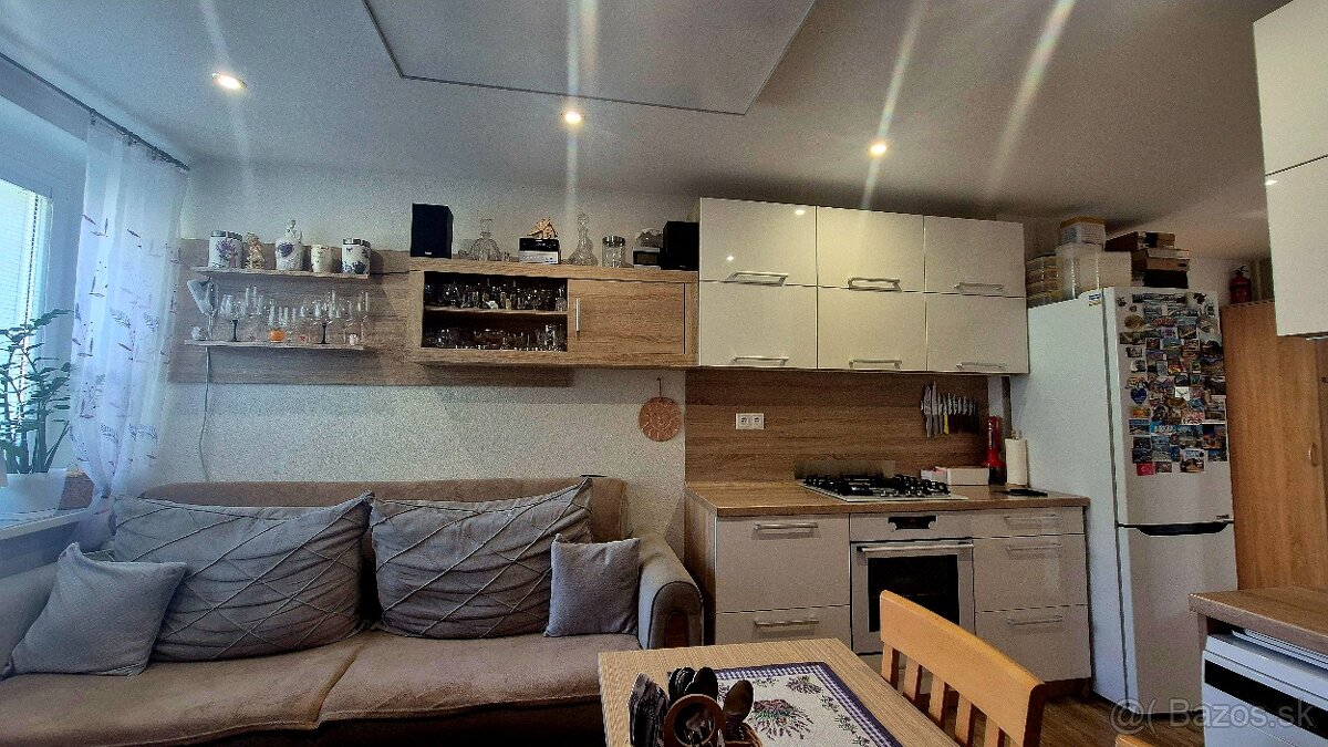 Predaj 3 izbový byt v Novákoch - 5