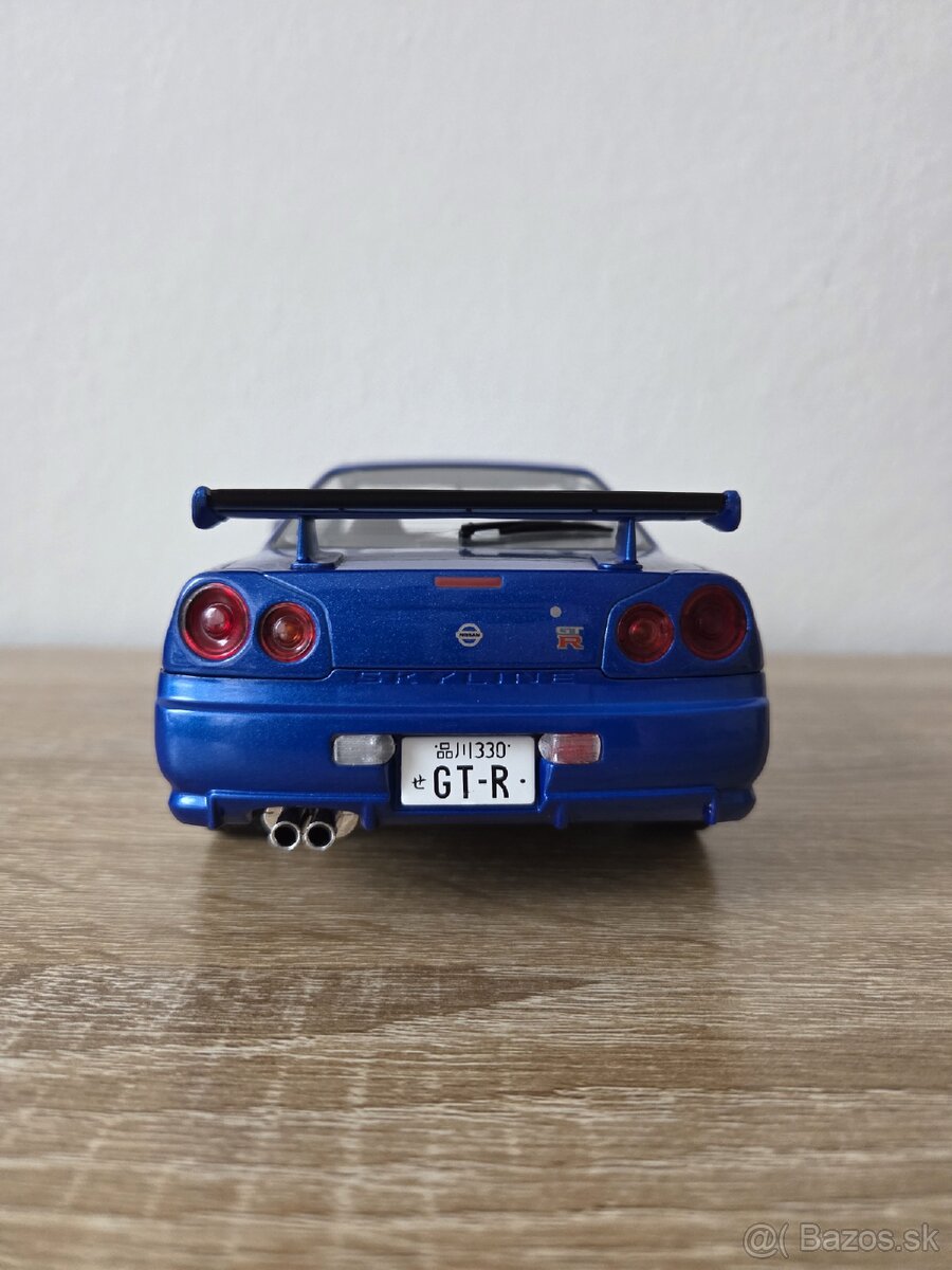 Nissan Skyline GT-R R34 - 5