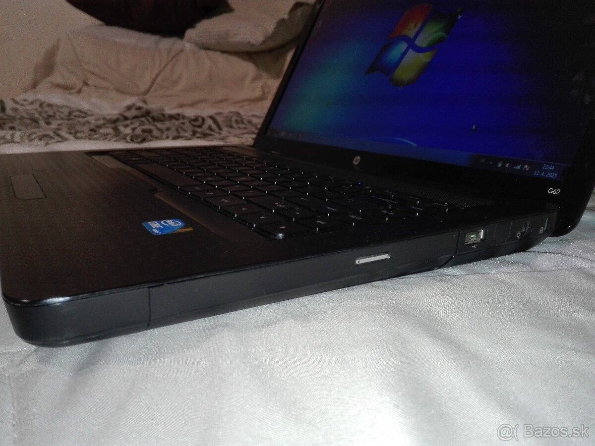 HP. i3 4 x 2,2 GHz. 320 GB. 15,6". Nová klávesnica. - 5