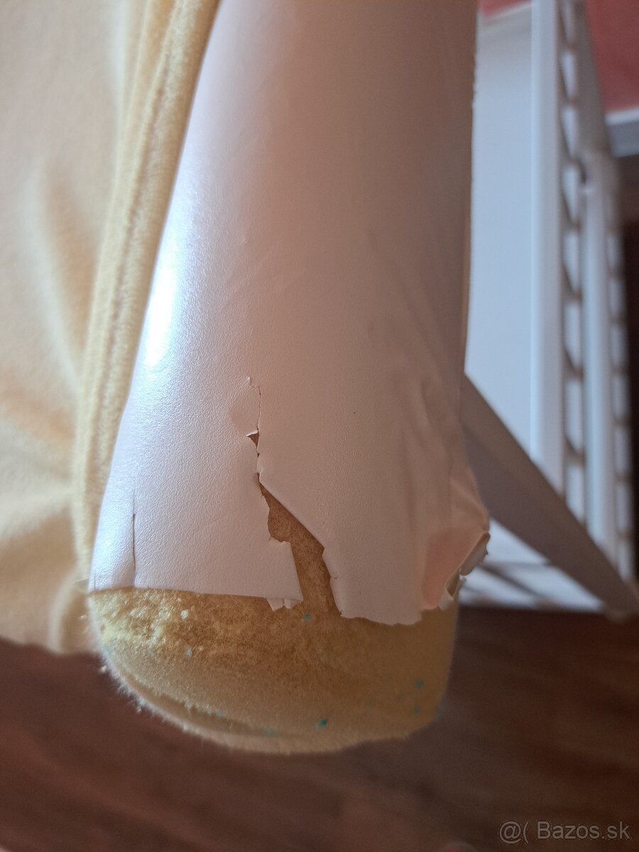 Prebaľovací pult (s kolieskami) - 5