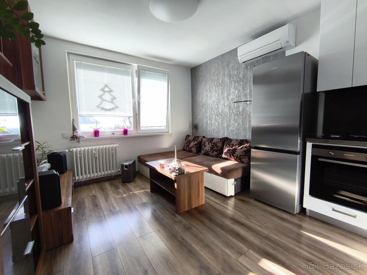 Predám 1 izbový byt v centre mesta - 5