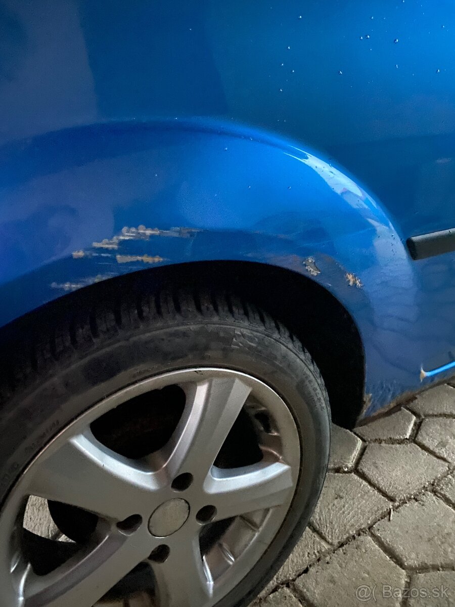 Ford fiesta 2006 1.3 benzín - 5