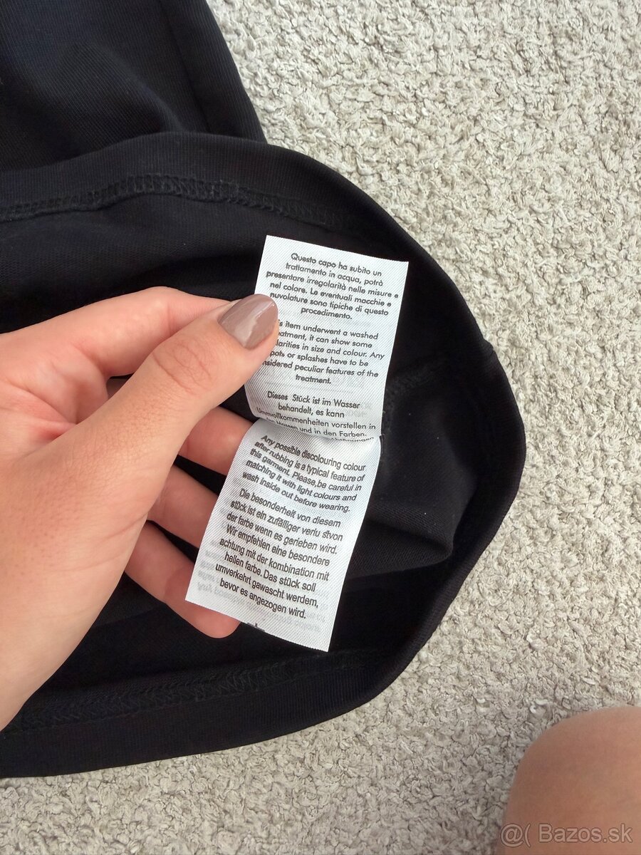 Burberry čierne tričko - 5