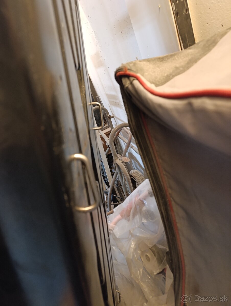 Strešný box Thule Polar 500 - 5