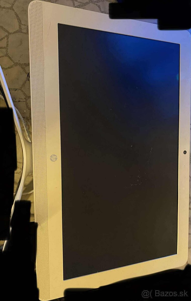 Predám kancelarski pc intel pentium bez ram bez disku bez ad - 5