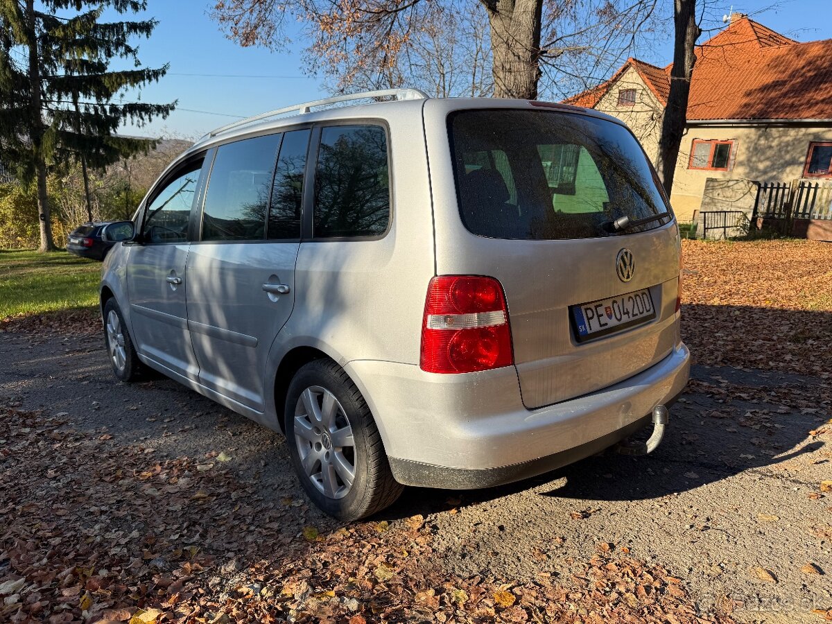 Volkswagen Touran 1.9tdi - 5