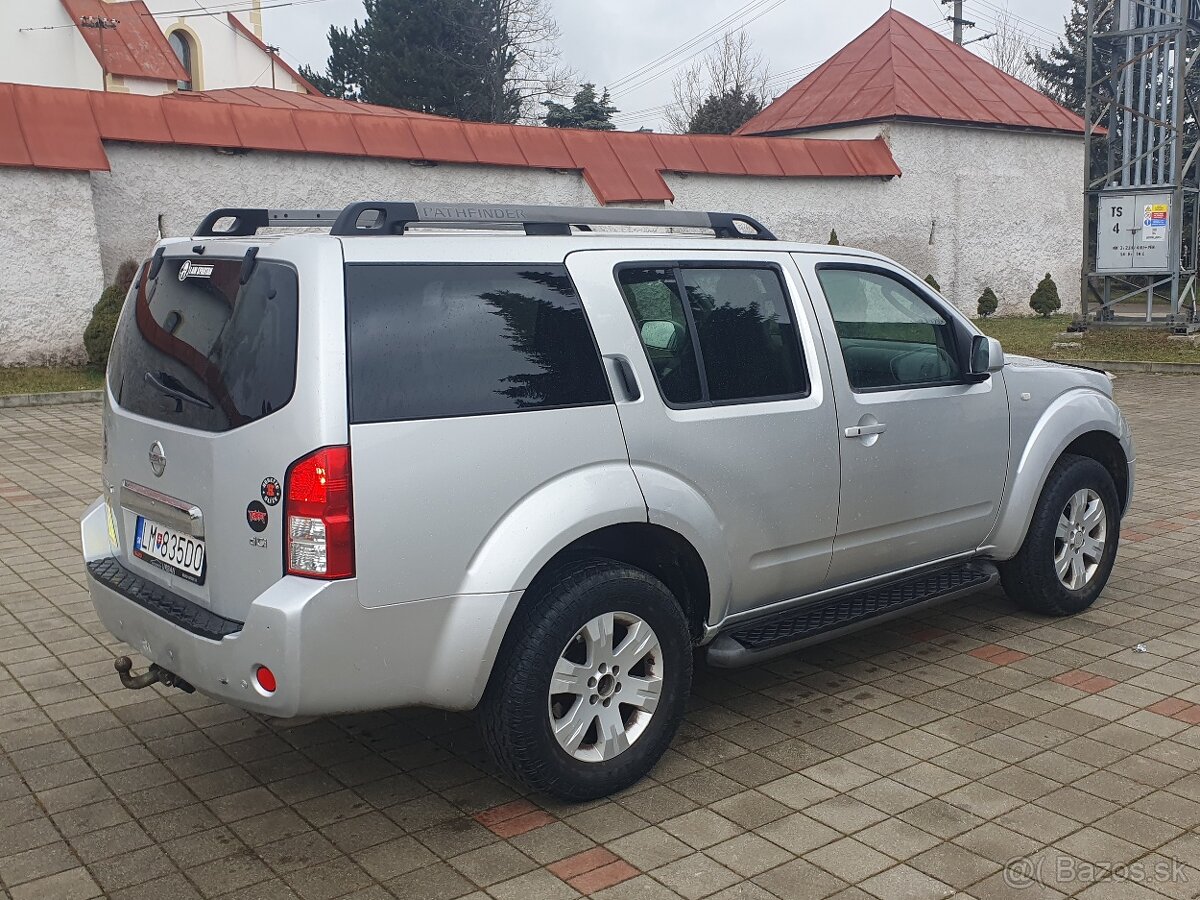 Predam Nissan Pathfinder - 5