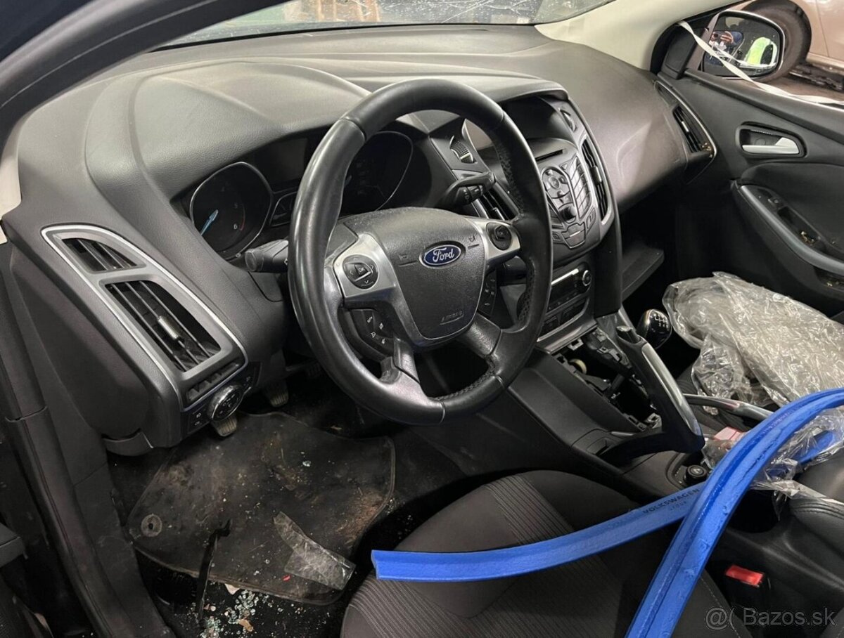 Rozpredám na diely Ford Focus mk3 HB combi - 5