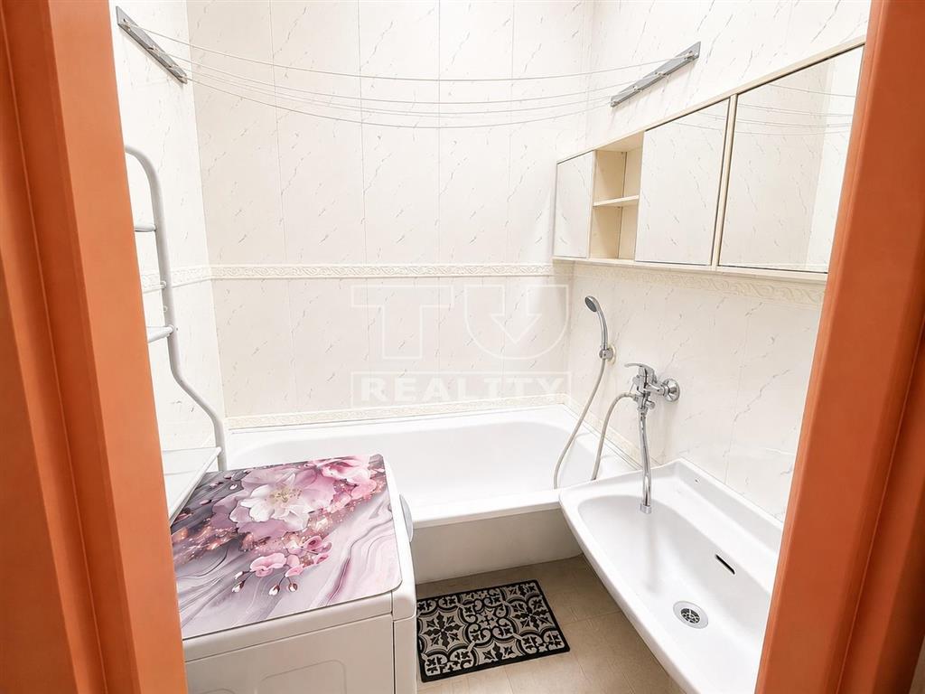 Na predaj 2izb byt v centre Popradu - 5