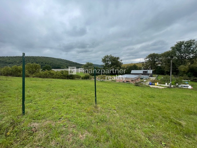 TRA la la - pozemok kde môžeme hneď stavať -dubravská (F616- - 5