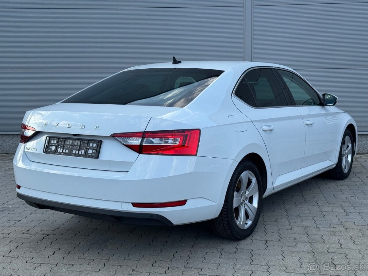 Škoda Superb 2.0 TDI SCR Ambition DSG - 5