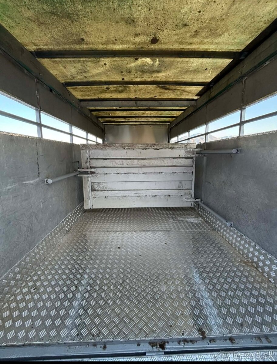 Iveco na prepravu zvierat - 5