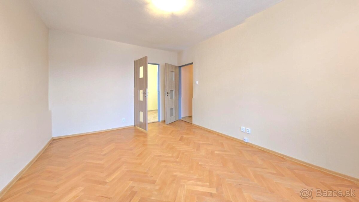 Kompletne zrekonštruovaný byt s výhľadom na Biele Karpaty - 5