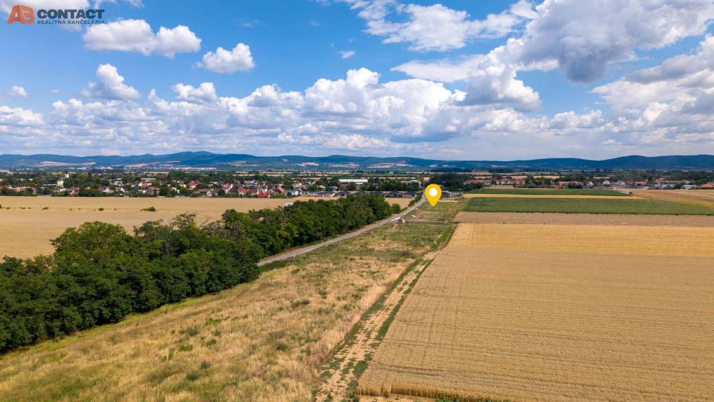 Stavebné pozemky v pokojnej uličke v obci Borovce - 5