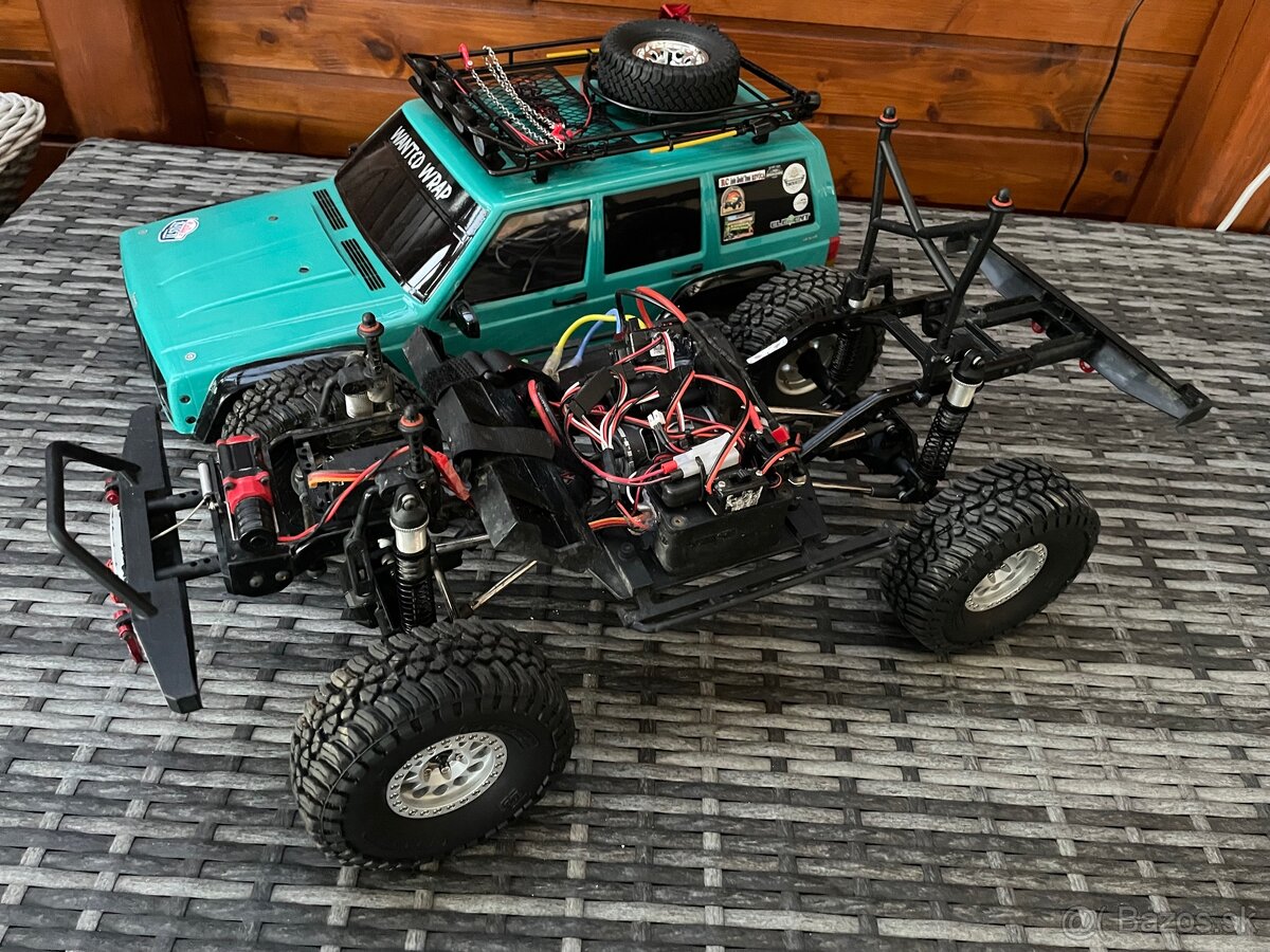 RC Jeep Cherokee - 5