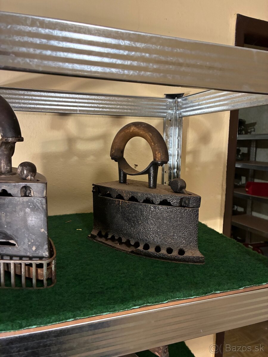 Starožitná žehlička - 5