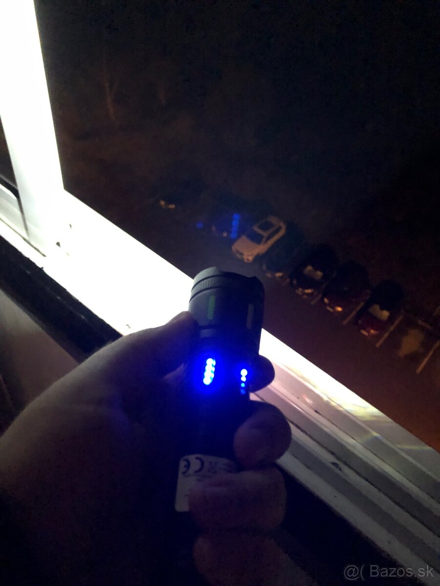 Taktická Led baterka (4 režimy) - 5