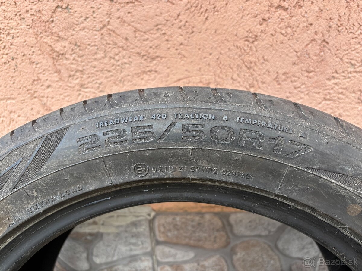 Letné gumy 225/50 R17 - 5