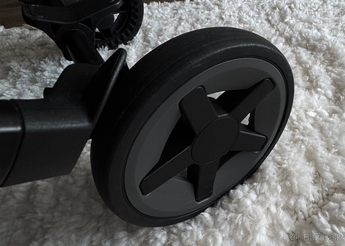 Joolz Aer 2 Dark Navy Blue s madlom ako nový v záruke. - 5