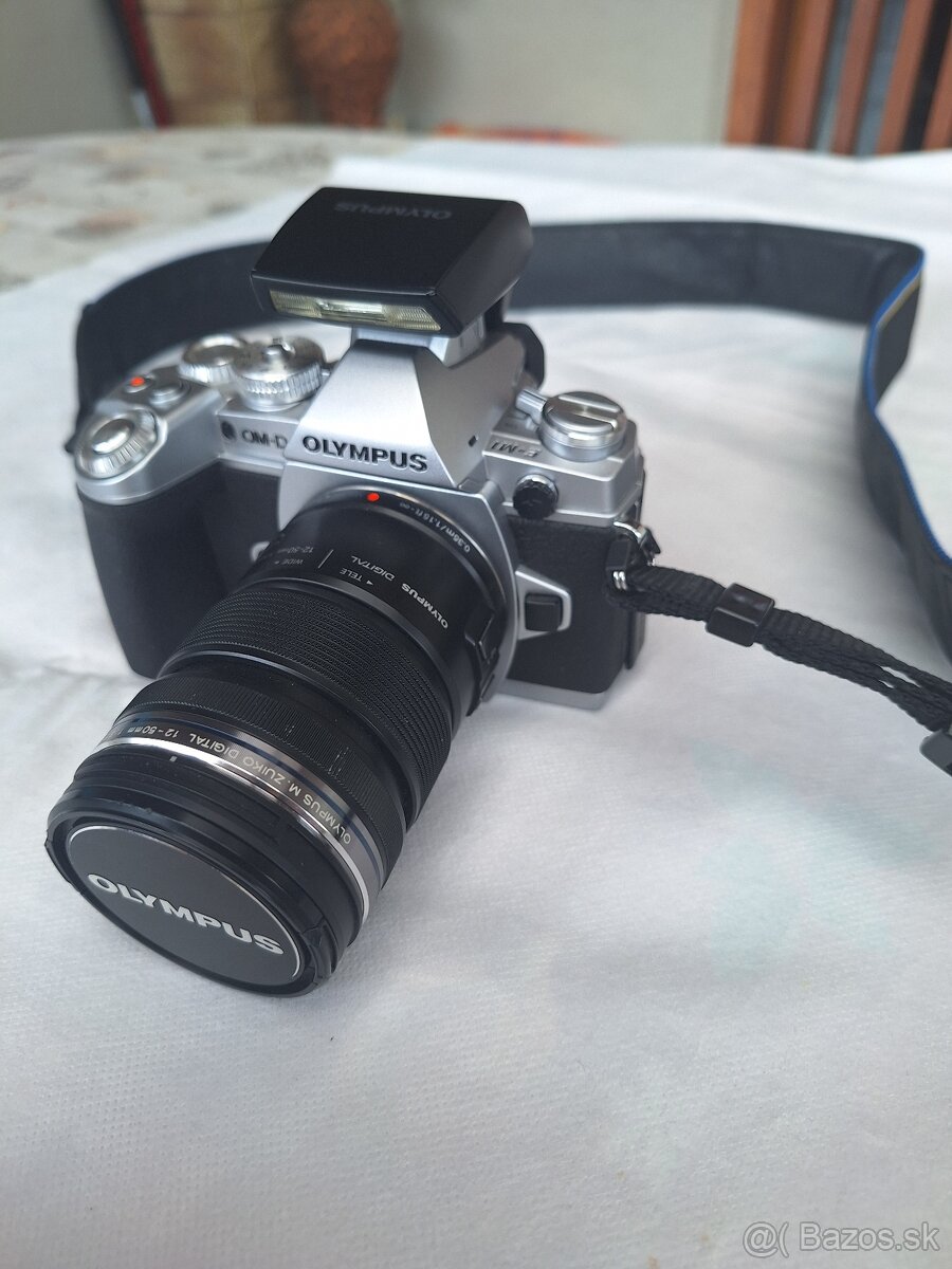 OLYMPUS OM-D E-M1 + príslušenstvo - 5