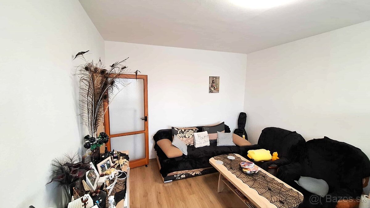 EXKLUZÍVNY PREDAJ-Prerobený 3 izb.byt s loggiou v KN - 5