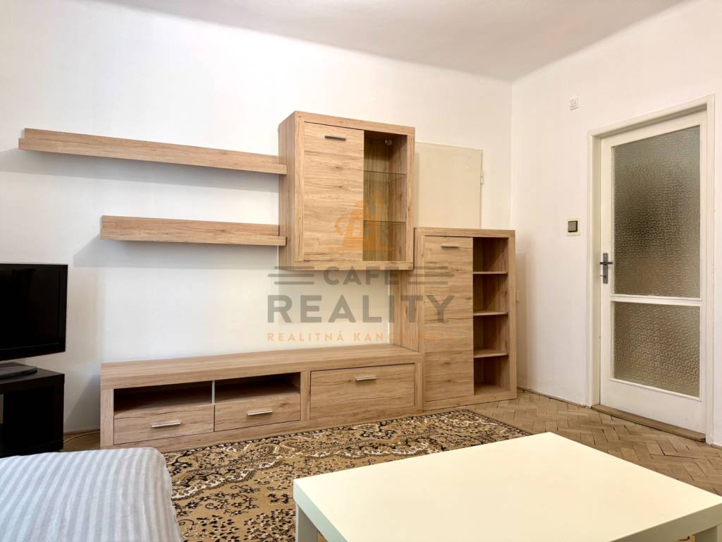 Na prenájom 2 izbový byt 62 m2, Bratislava, Staré Mesto, Bjö - 5