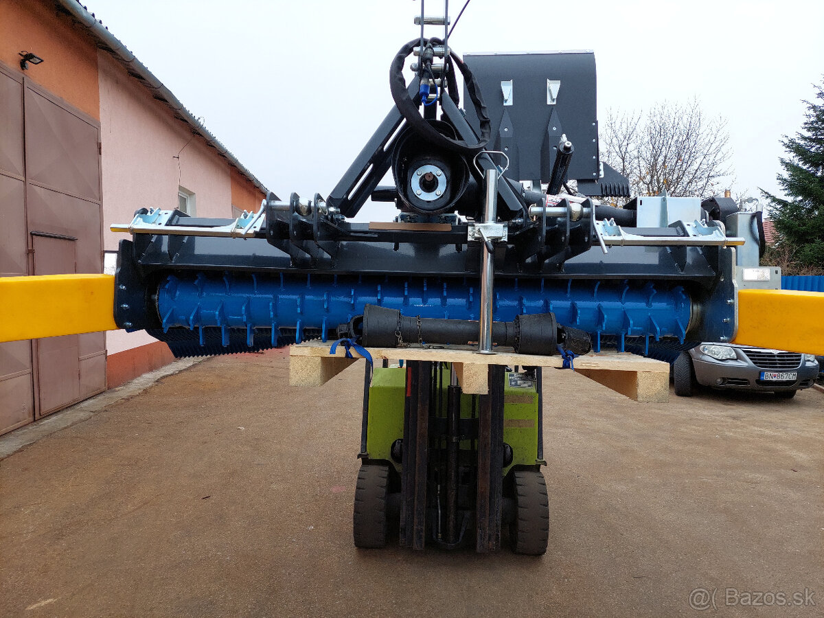 fréza na úpravu bežkárskych tratí, bežky, ratrak - 5