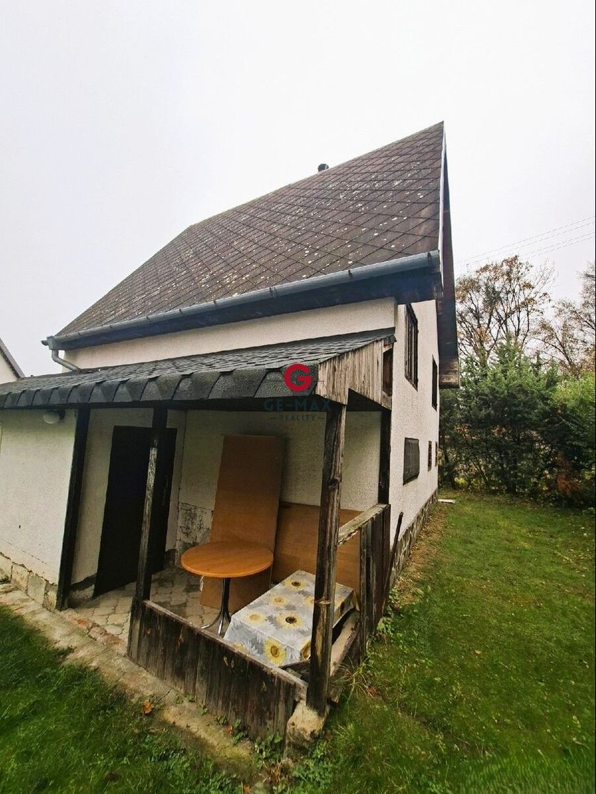 Na predaj murovaná, trojpodlažná chata na Zemplínskej Šírave - 5