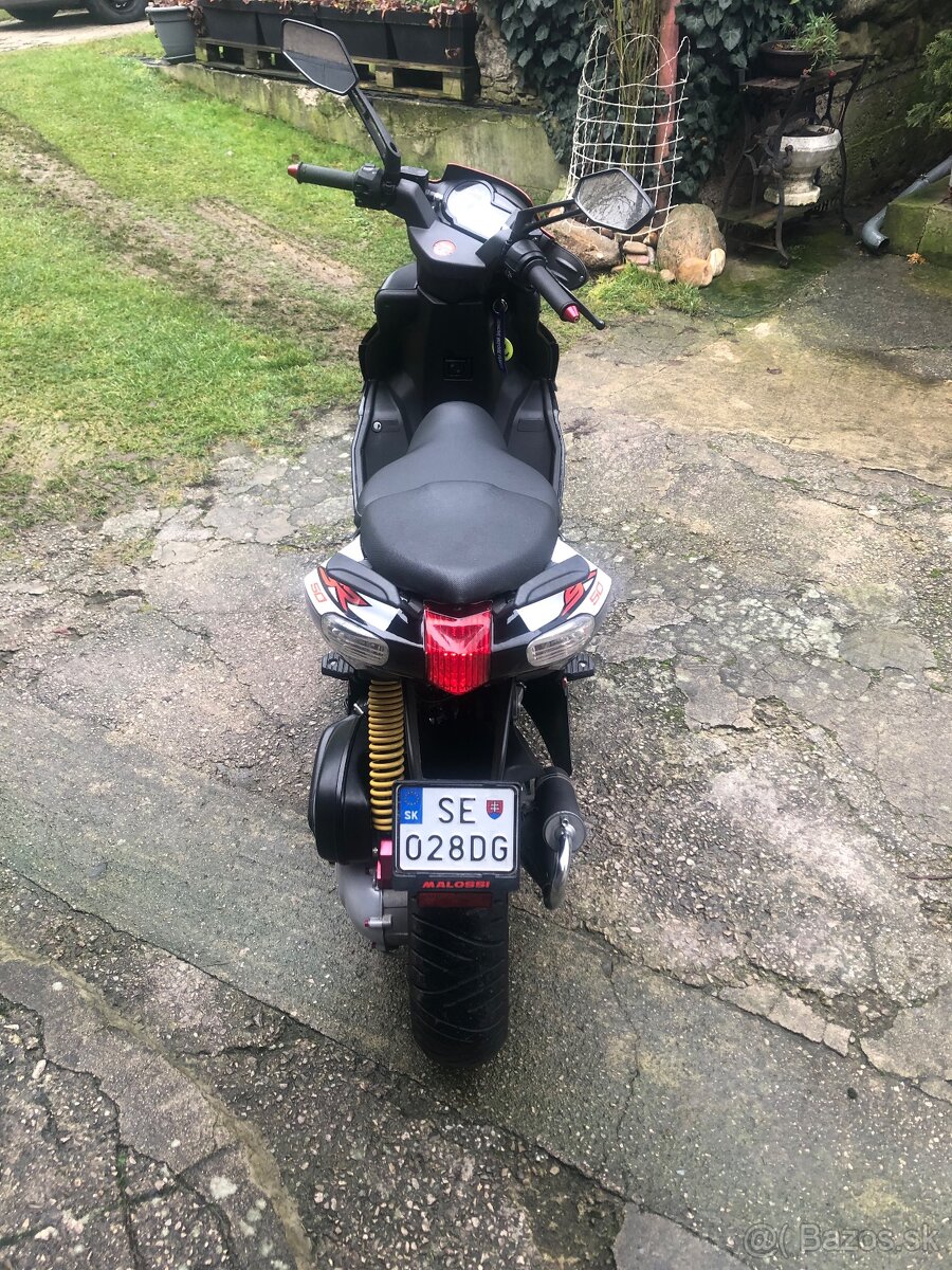 Aprilia SR 50 Racing - 5