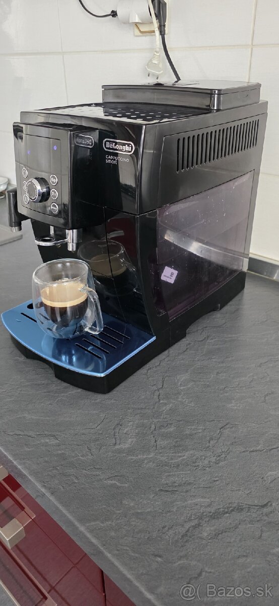 Kavovar Delongi Smart - 5