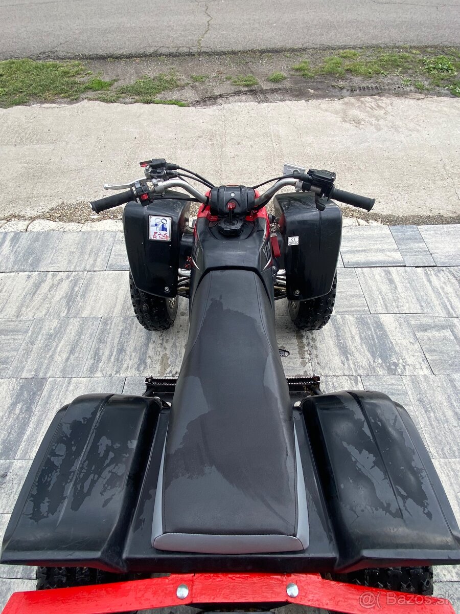 Yamaha Blaster 200 2T – spoľahlivá a zábavná štvorkolka