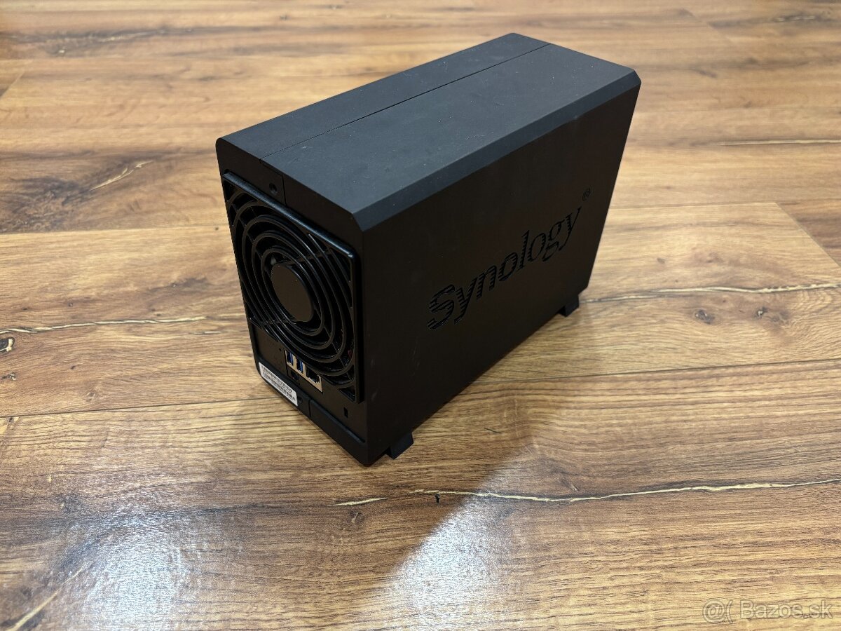 Synology DS218play + 2x 4TB WD Red - 5
