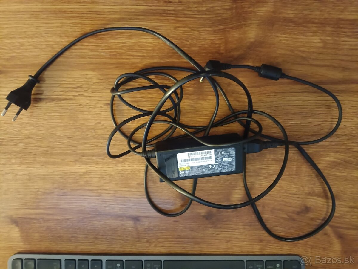 Fujitsu Lifebook A557 - 5