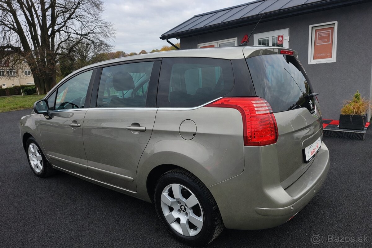 PEUGEOT 5008 1.6HDI (2014) - 5