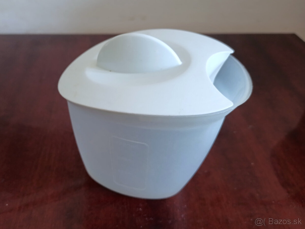 Odšťavovač Philips HR1823 - 5