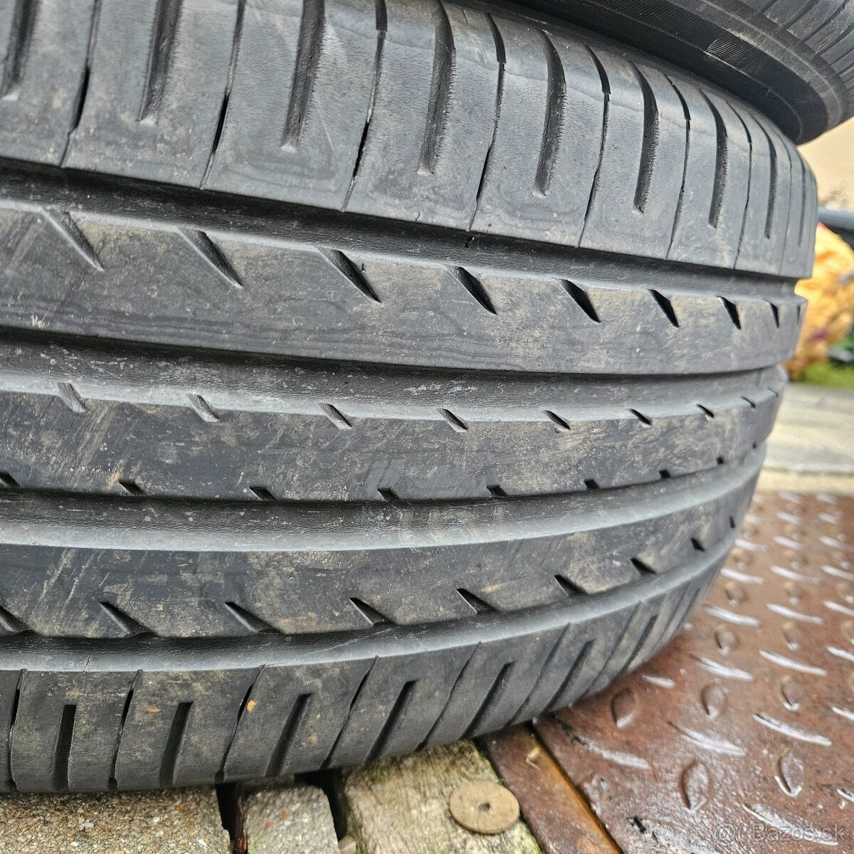 215/50 r18 Toyo - 5