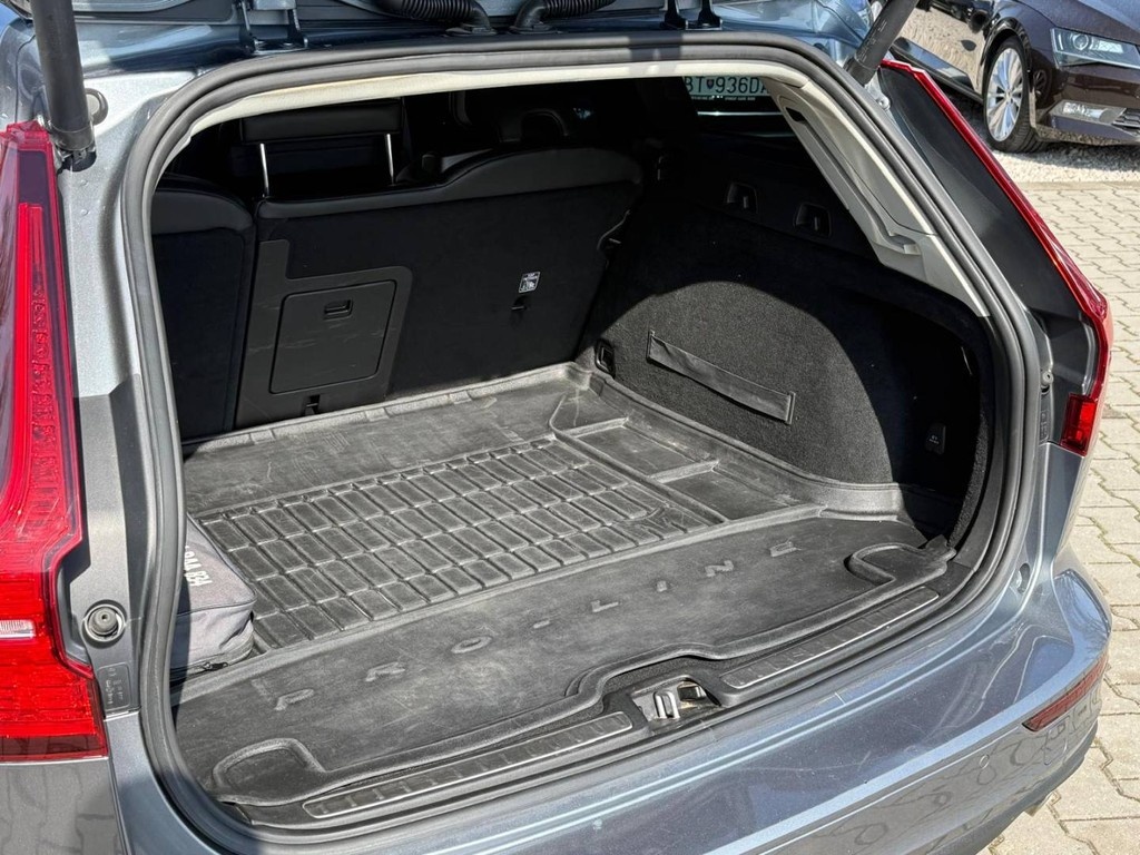 Volvo V60 D3 Momentum A/T - 5