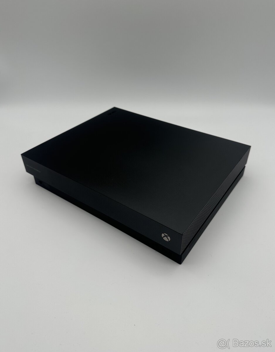 Xbox One X Scorpio Edition 1TB Black + ZÁRUKA - 5