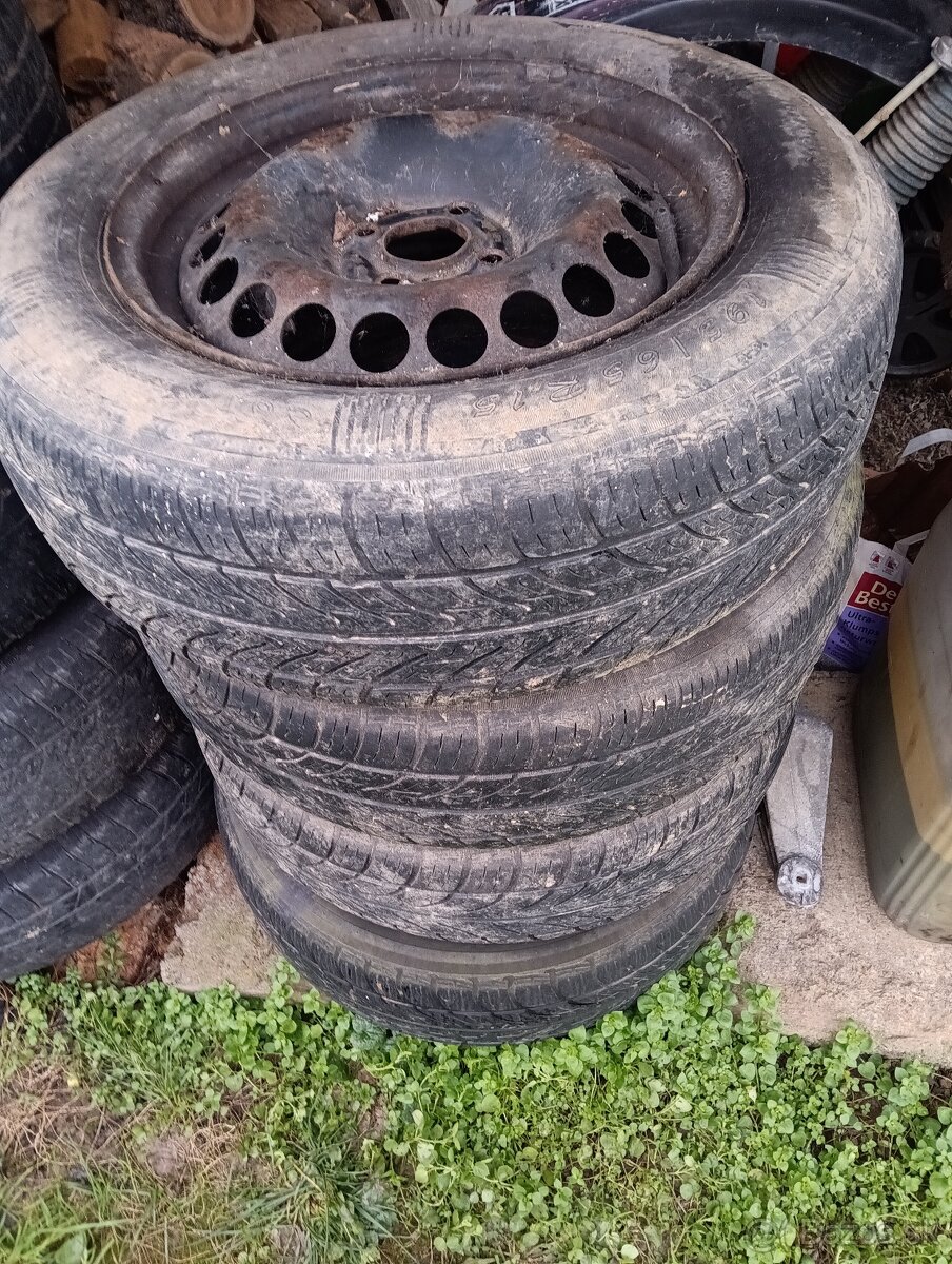 Predám disky R15 - 5