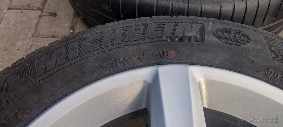 Originál disky VW Tiguan 6,5x16H2 5x112 ET33 - 5