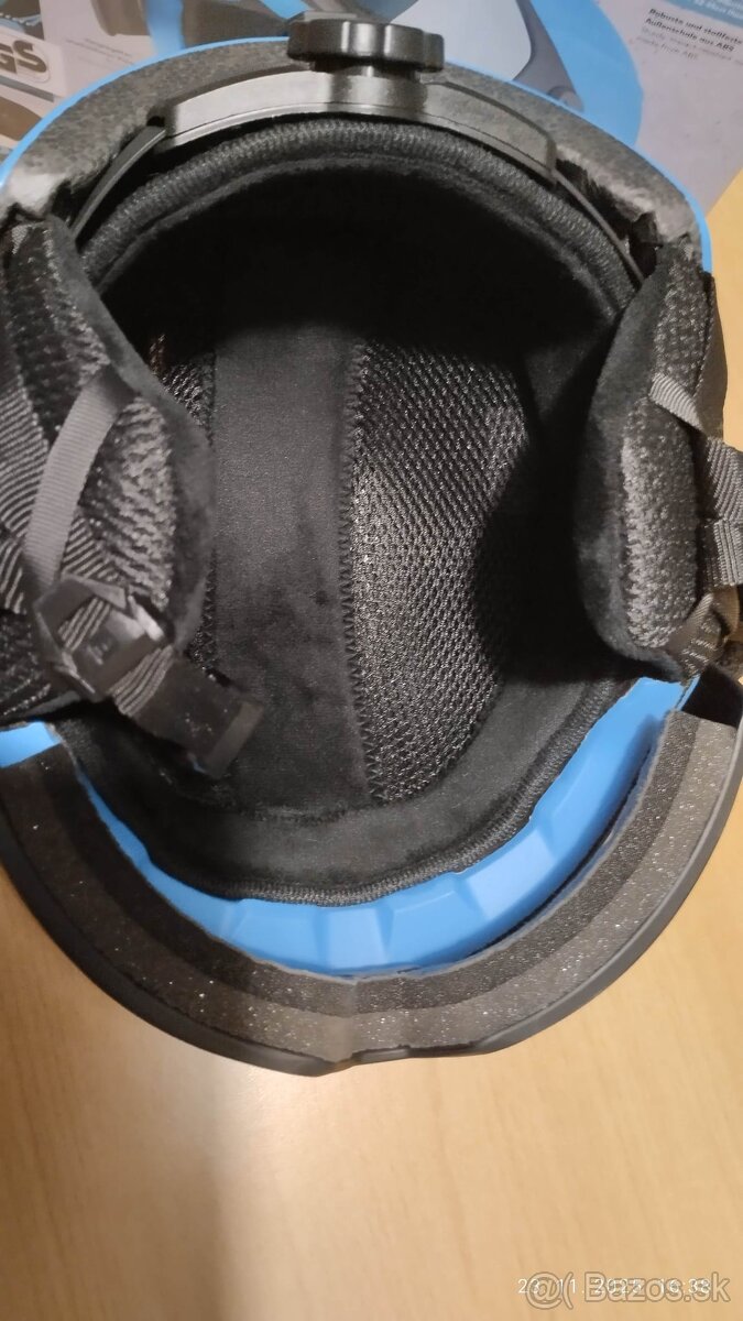 Lyžiarsk prilba - 5