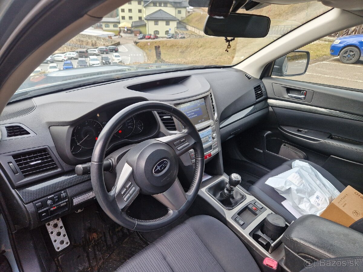 Subaru Outback 2.0D 4x4 - 5