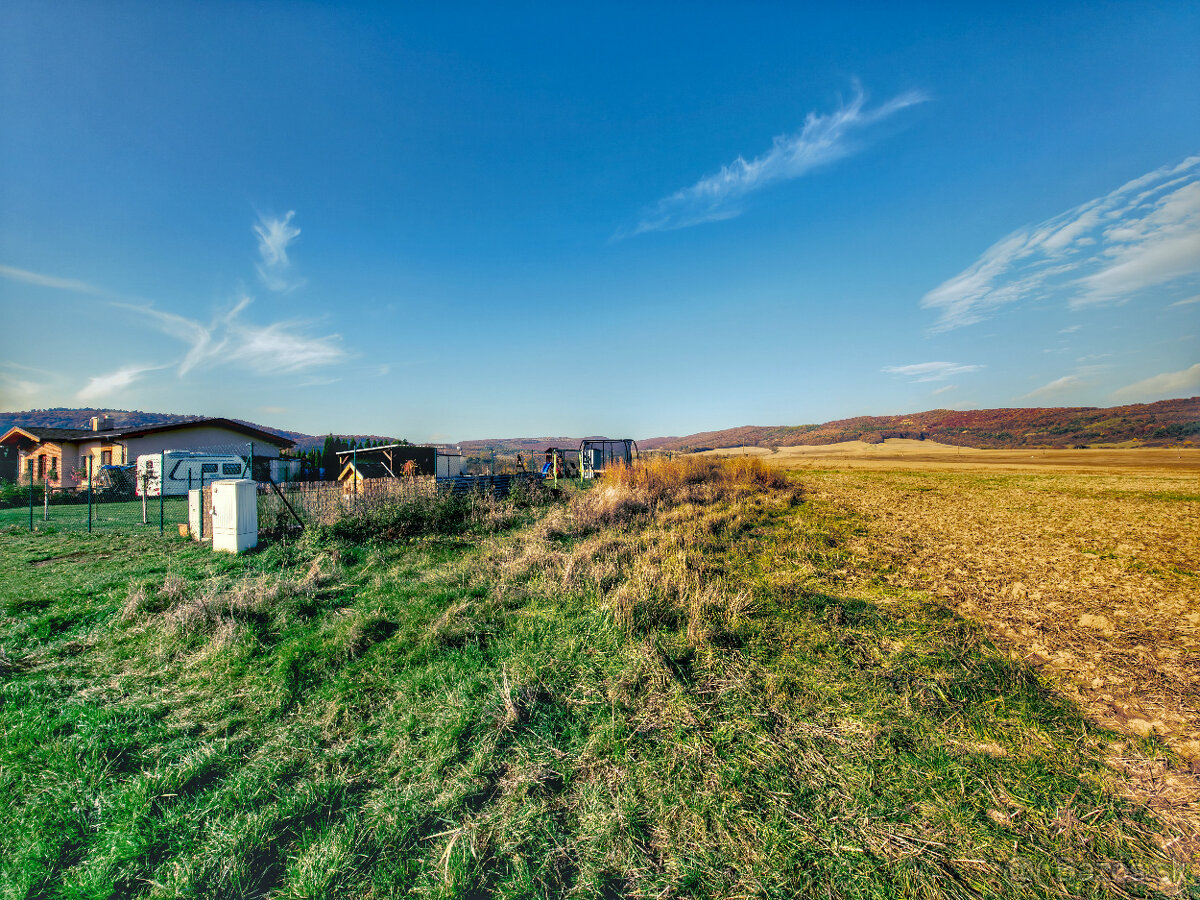NA PREDAJ stavebný pozemok – obec Ražňany, ulica Konopná - 5