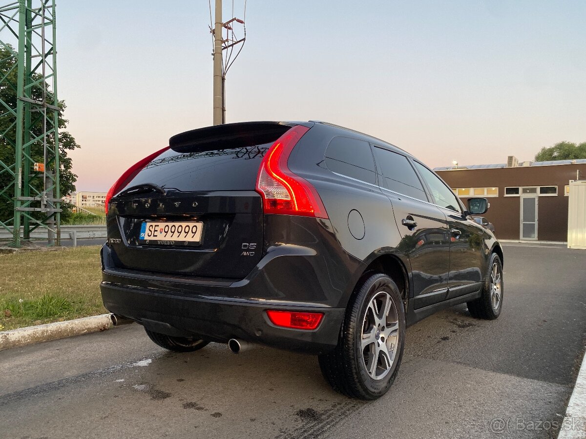 Volvo XC60 2.4 D5 Momentum