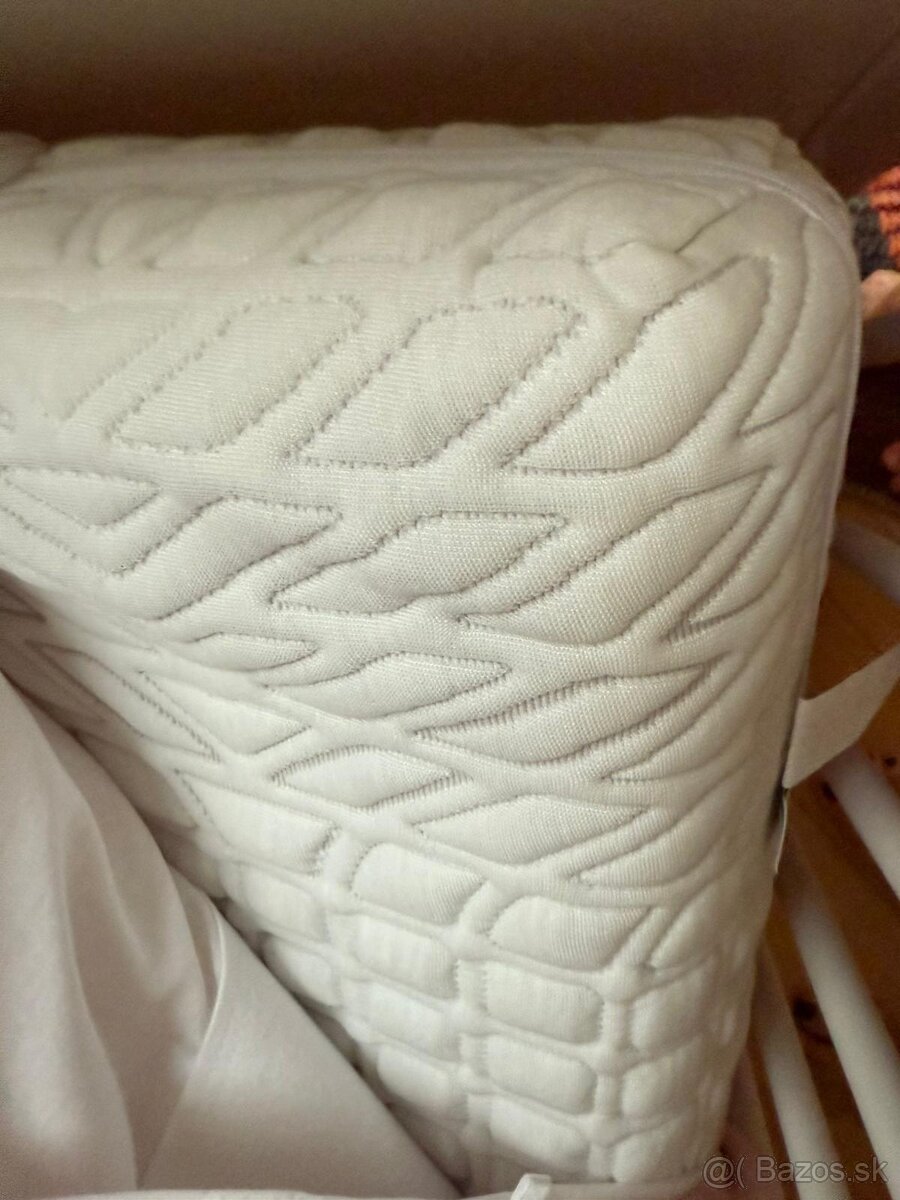 Detska postielka s prislusenstvom - 5