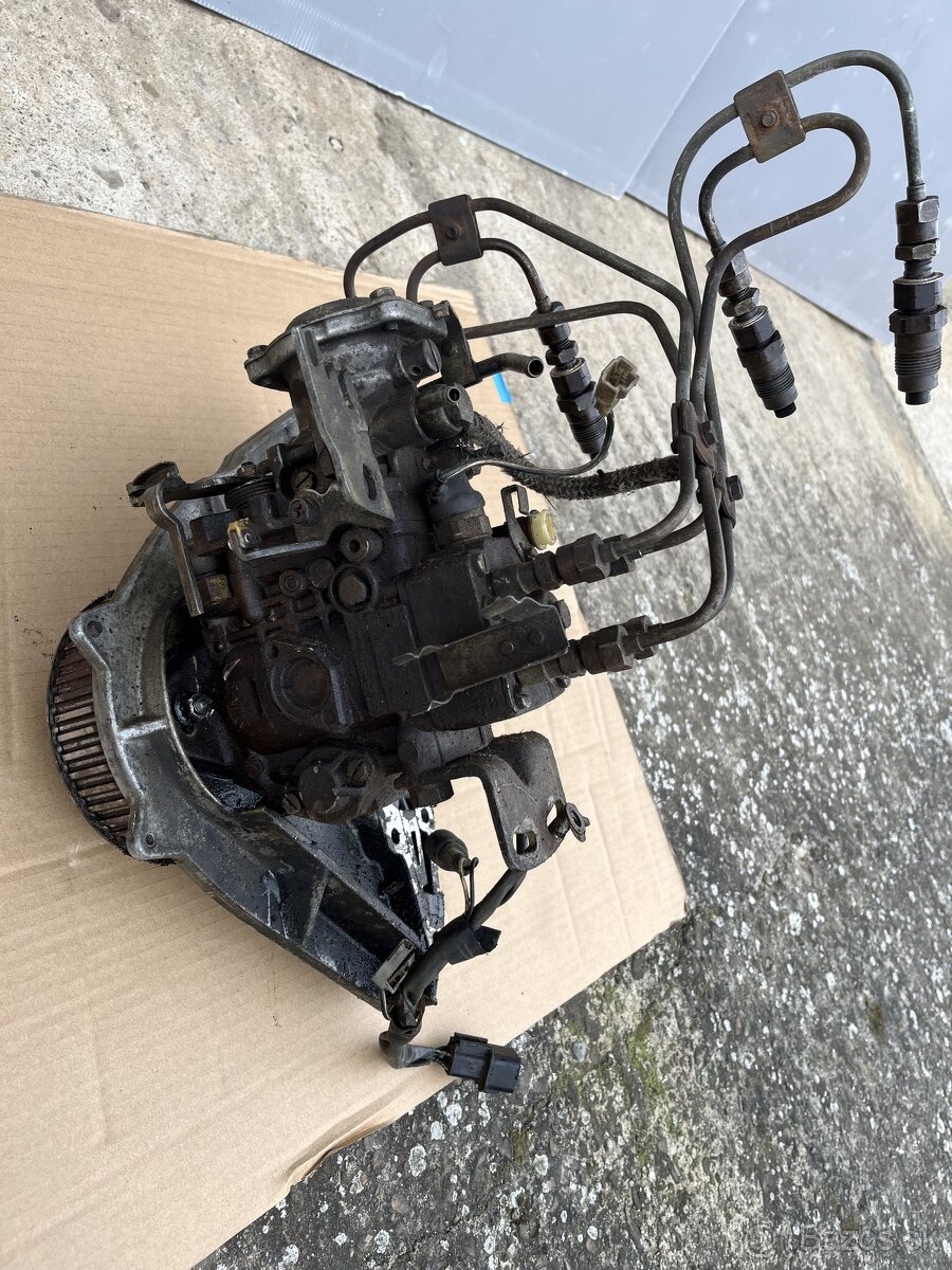 pajero mk 1 palivové čerpadlo - 5