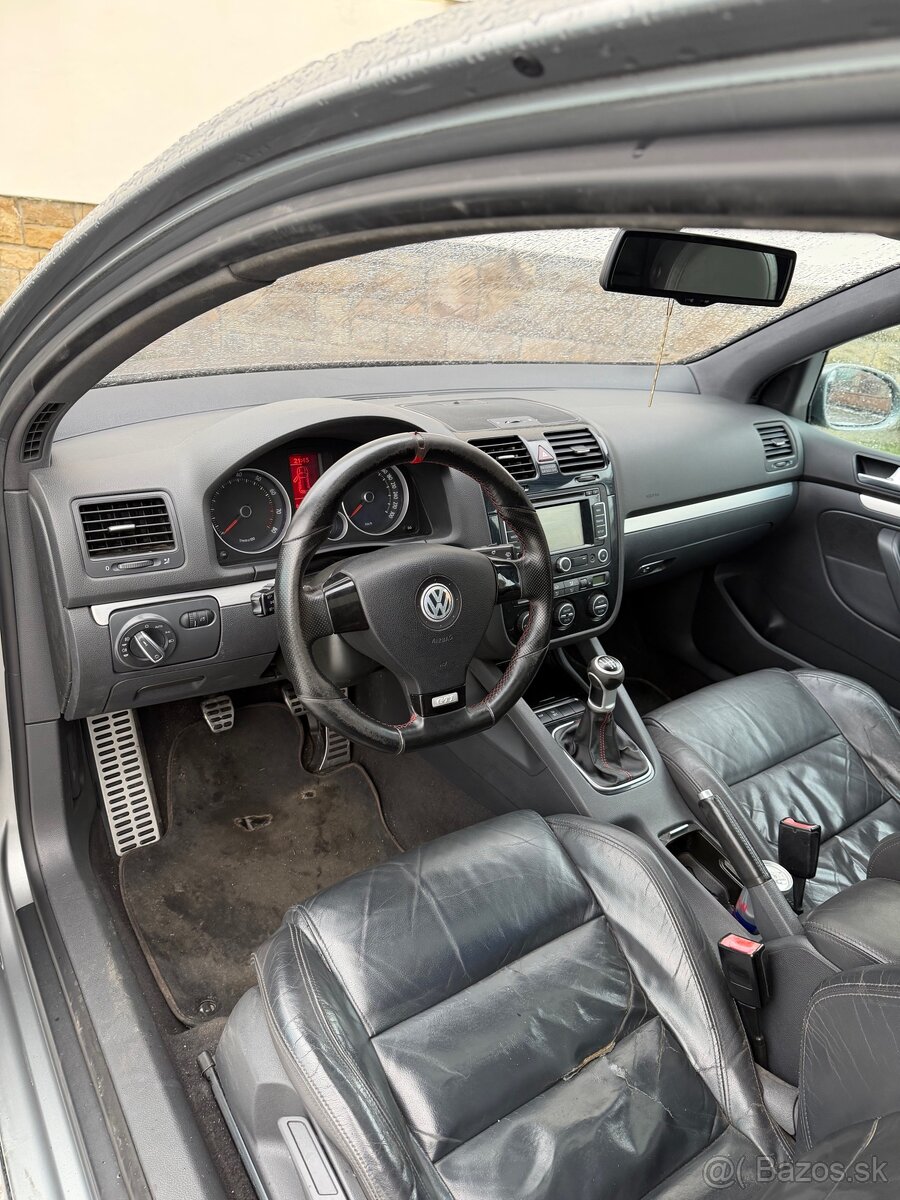 Golf 5 GTi (na opravu) - 5